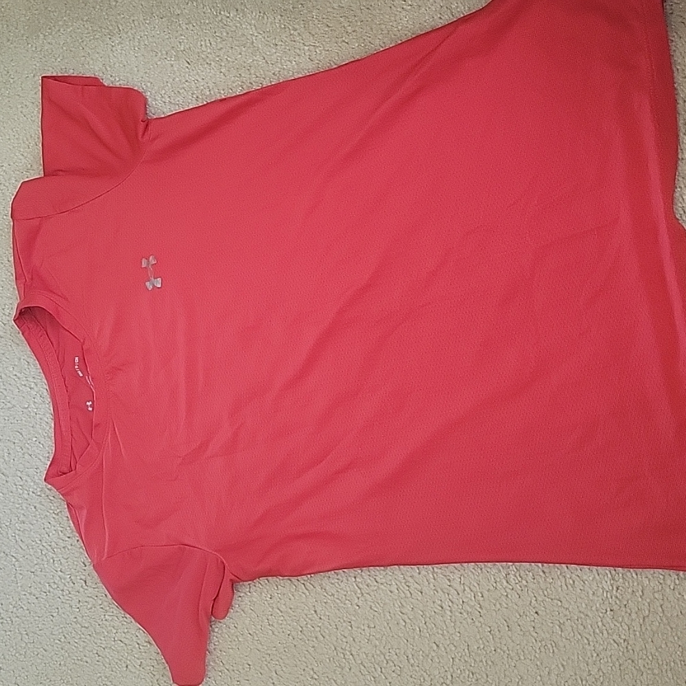 UA tee